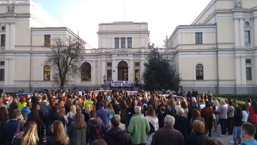 Protesti studenata: Hoćemo istinu!