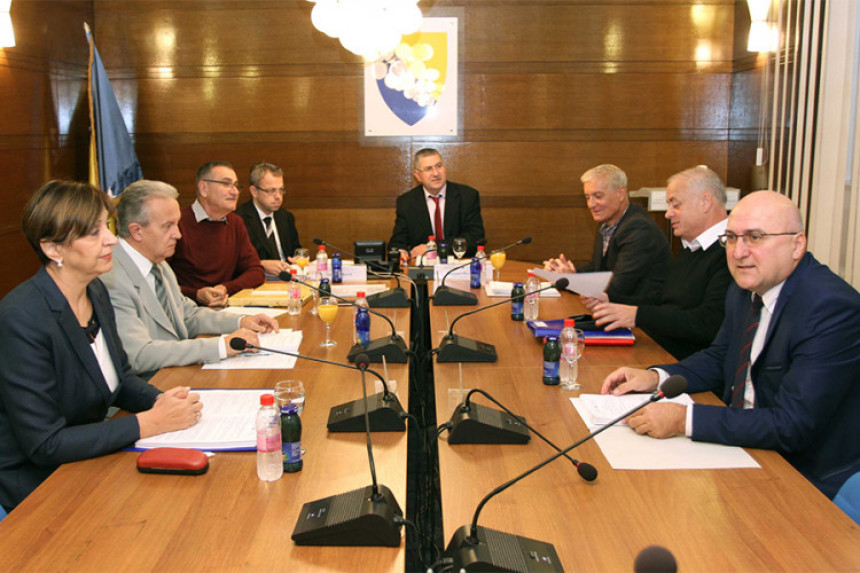 CIK ponovo štiti Dodika i SNSD?!