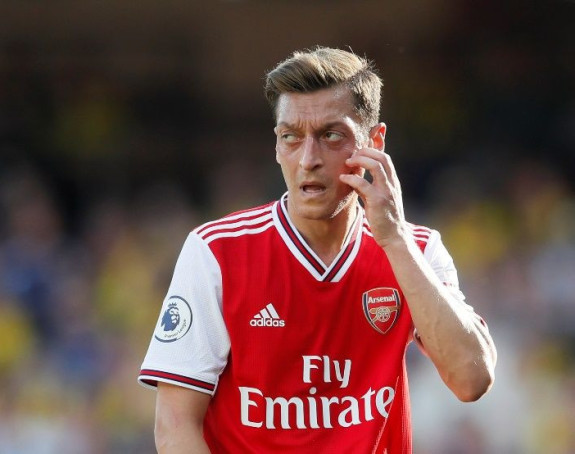 Ozil se inati: Ne idem ja nigdje!