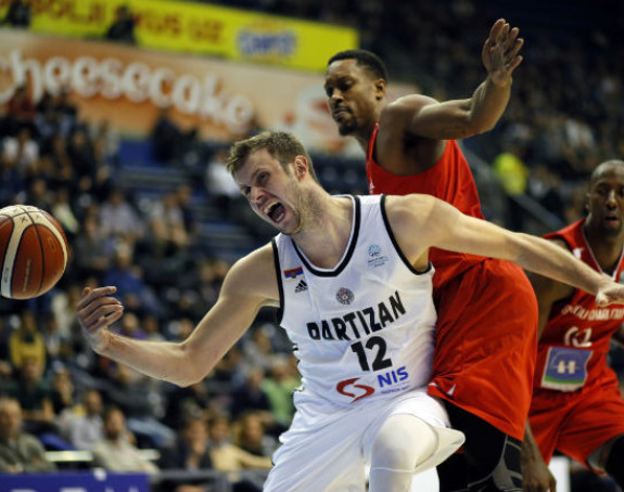 Novica: Nije mi dobro! Možda vi ne vidite kako Vrabac igra, ja vidim!