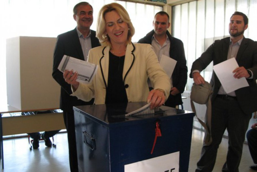 Premijerkini sinovi u biznisu