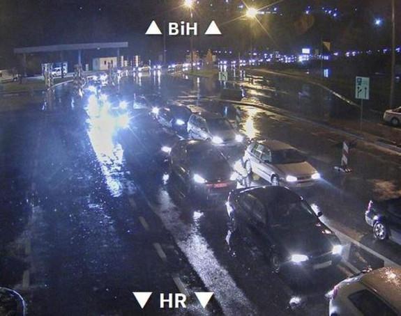 Na prelazu Maljevac čeka se i pet sati 