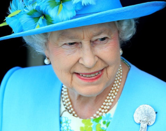 60 godina slao kraljici čestitke za praznik