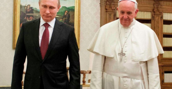 O čemu su Putin i papa razgovarali?