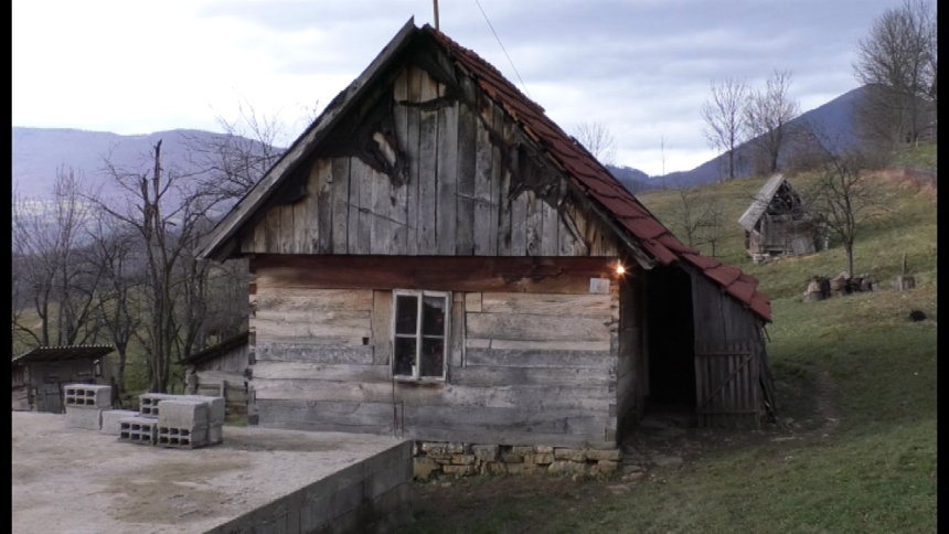 Njima se kuća ruši pred očima