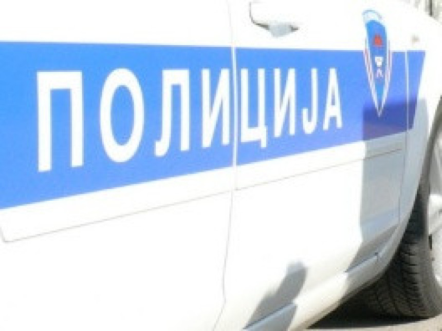 Maloljetnik uhapšen u krađi