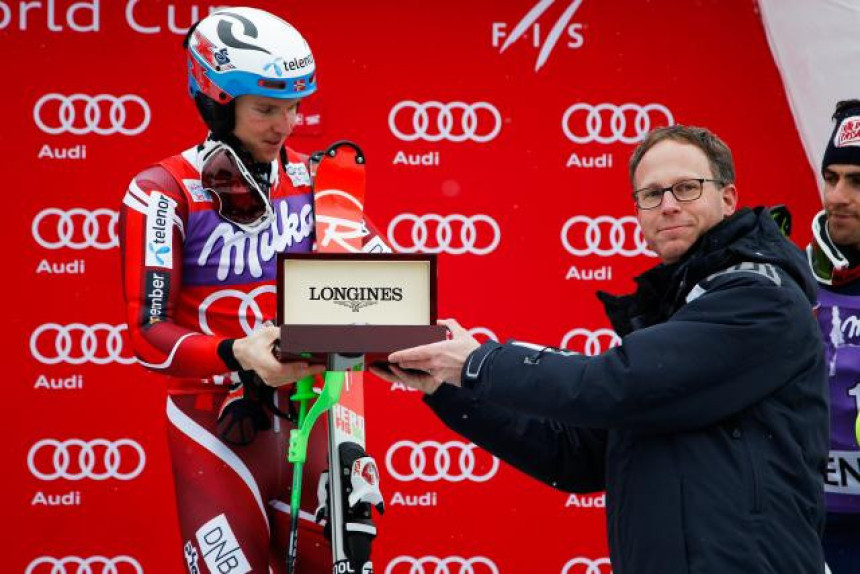 Кристоферсен за хет-трик Норвежана у Венгену