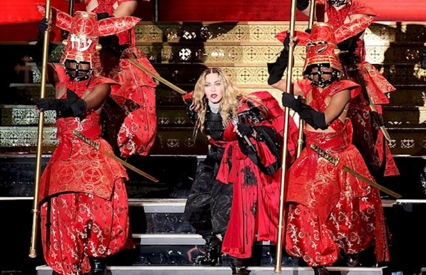 Пијана Мадона увриједила фанове на концерту