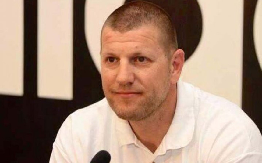 Ministar policije se odrekao prijatelja