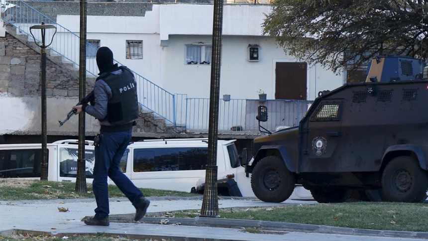 Турска: Експлозија на школском терену