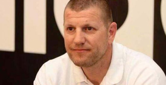 Ministar policije se odrekao prijatelja