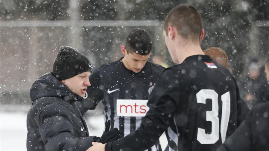 Video: Marko Nikolić o pripremama, Tavambi, štoperu, UEFA-i...