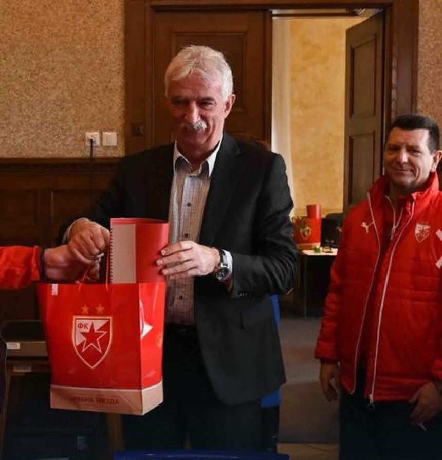 Dragan Kićanović ugostio fudbalere Zvezde u Trstu!