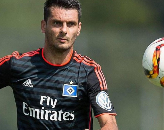 Emir Spahić tuži HSV?!