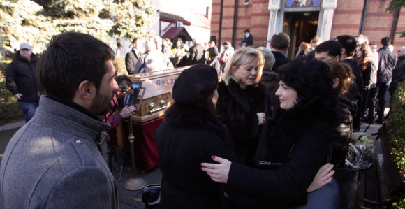 Građani odaju počast Ivanoviću