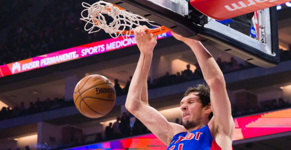Bobi ponovo iskoristio minute, Detroit izgubio!