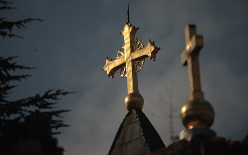Православци данас славе Крстовдан
