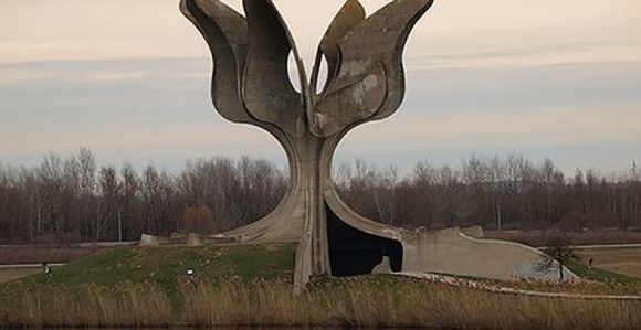 Sramotna knjiga o logoru Jasenovac