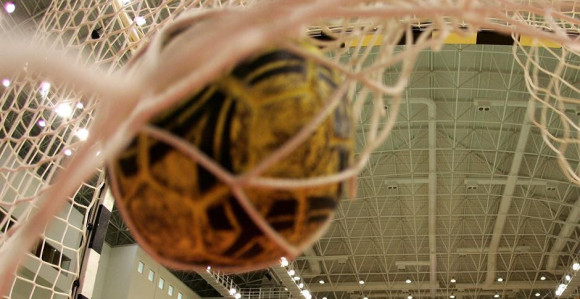 Peh na SP: Reklama pala na golmana, završio u bolnici!