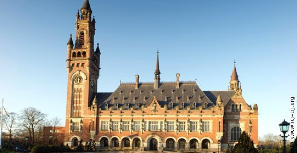 Ambasadorka odbila poslušnost Crnatku