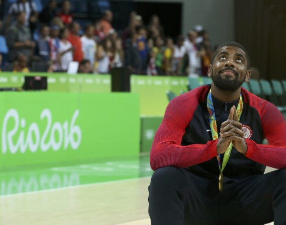 Kajri kao Molder: Zemlja je ravna!