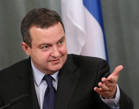 Dačić: Nikolić da se časno povuče
