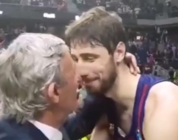 Kako Tomić poštuje Karija - triput u obraz!