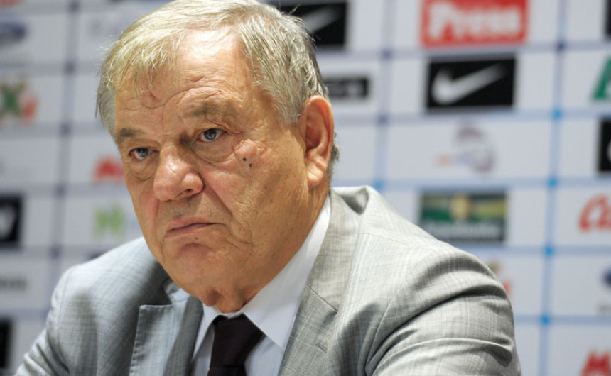 Tole: Seniori razočarali, omladinci oduševili!
