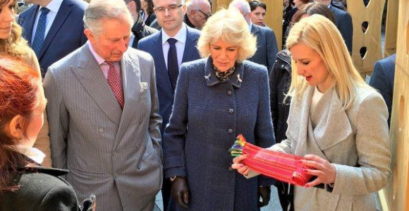 Princ Čarls: Hoću odmah da kupim ćilim?