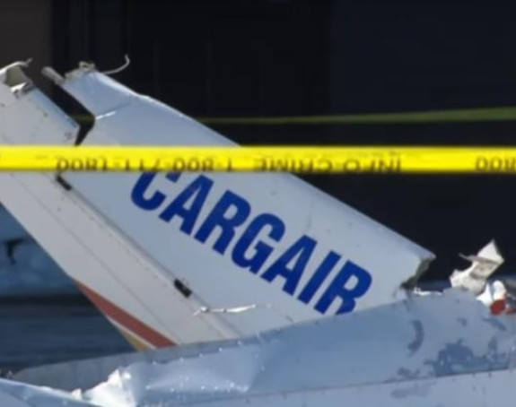 Poginuo pilot u sudaru dva aviona 
