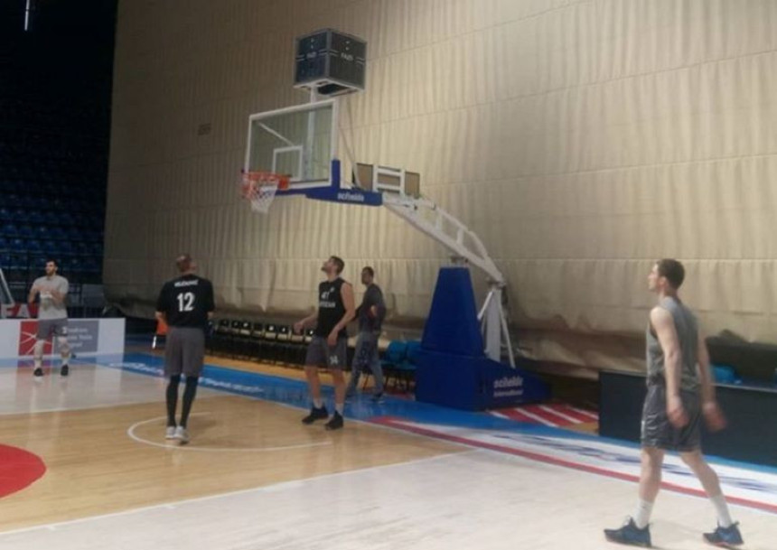 Partizan u Crnoj Gori brusi formu za Superligu