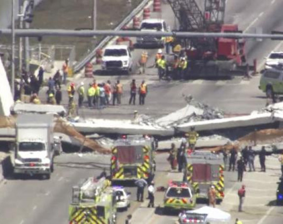 Objavljen snimak rušenja mosta