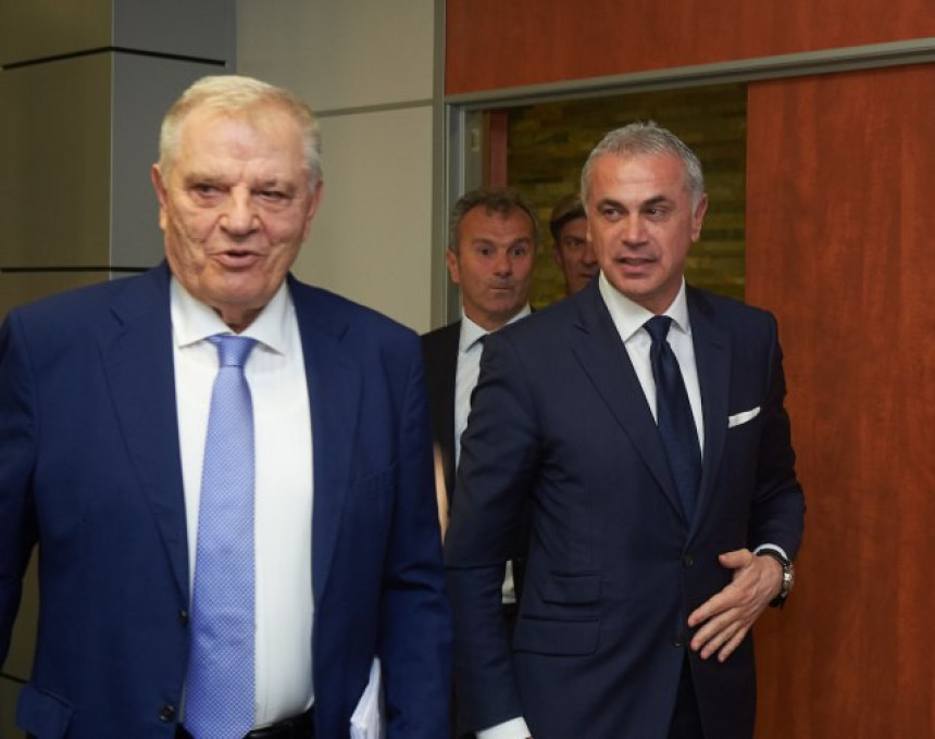 Tole: Poseban pozdrav za Terzića!