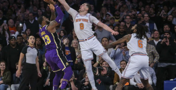 Lebron tragičar, Niksi pobijedili Lejkerse!