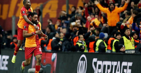 TUR: Galata okrenula poslije 0:2, sumnjiv penal!