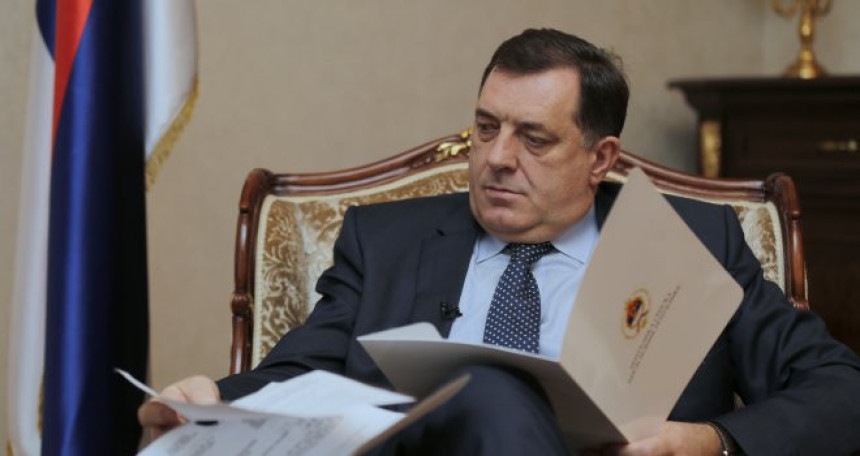 Dodik: Normalno je da imamo probleme