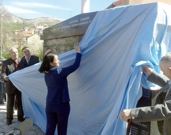 U Gackom otvorena knjiga sa 382 imena