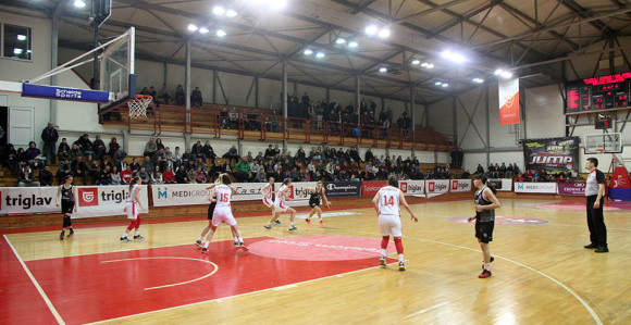 "Brejk" crno-bijelih u finalu košarkašica!