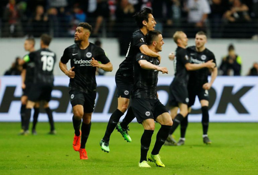 LE: Ajntraht, Valensija, Čelsi i Arsenal u 1/2-finalu!