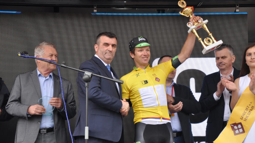 BG-BL: Novozelanđaninu Gejtu žuta majica u Vlasenici!