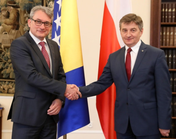 Bosić: Potrebno jačati odnose s Poljskom