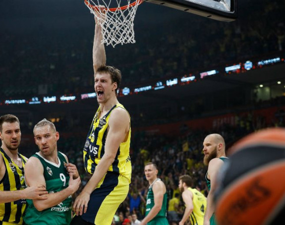 Đak nije nadmašio profesora - Fener u finalu!