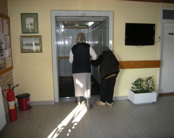 Baka mrtva, pa živa posle 12 h