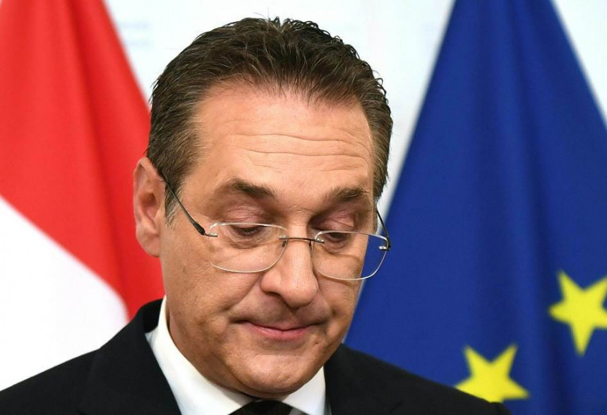 Beč: Štrahe podnio ostavku