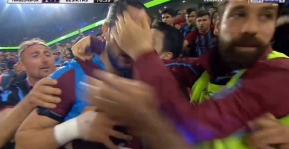 TUR: Gori Trabzon, dimi se Bešiktaš!