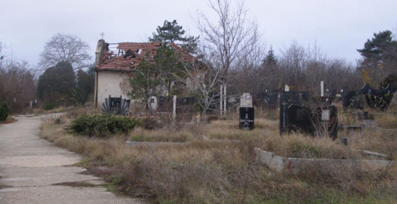 Metohija: Srbi odustali od izlaska na groblja