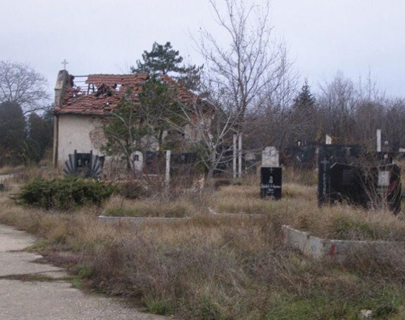 Metohija: Srbi odustali od izlaska na groblja