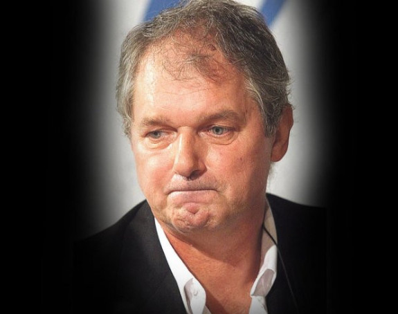 Сахрањен уз омиљену пјесму "Несаница"