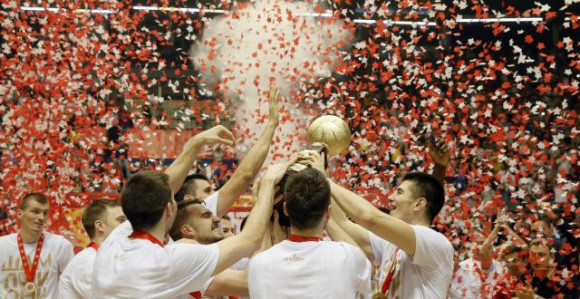 Priča: KK Crvena zvezda - borba s titanima, milionima i realnošću