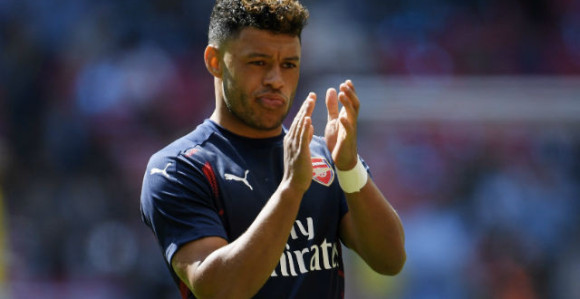 Okslejd Čembrlen zaprijetio odlaskom iz Arsenala!